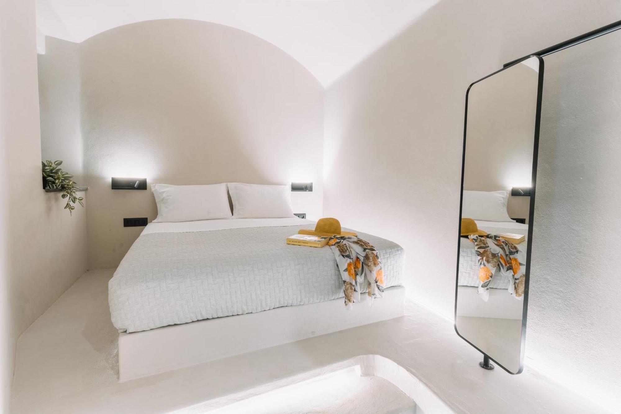 Noir Cave Villa With Private Jacuzzi And Sunset Terrace Pýrgos Eksteriør bilde